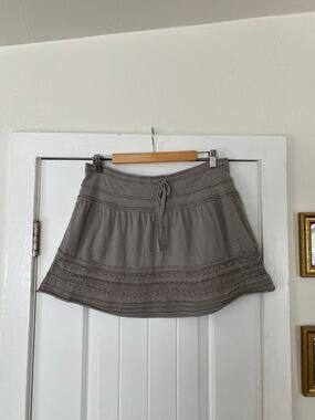 Vintage Y2K Abercrombie & Fitch Tiered Ruffle Mini Skirt Gray Size M